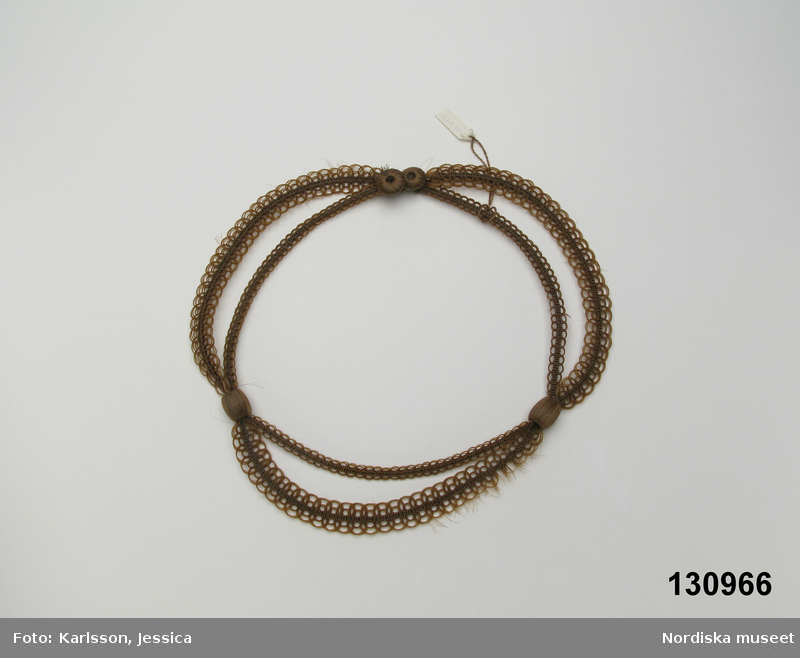 Halsband