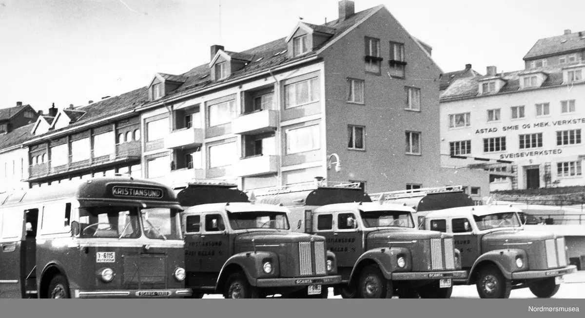 Fra Rutebilsentralen Ekspedisjon I V gen P Kirkelandet I 