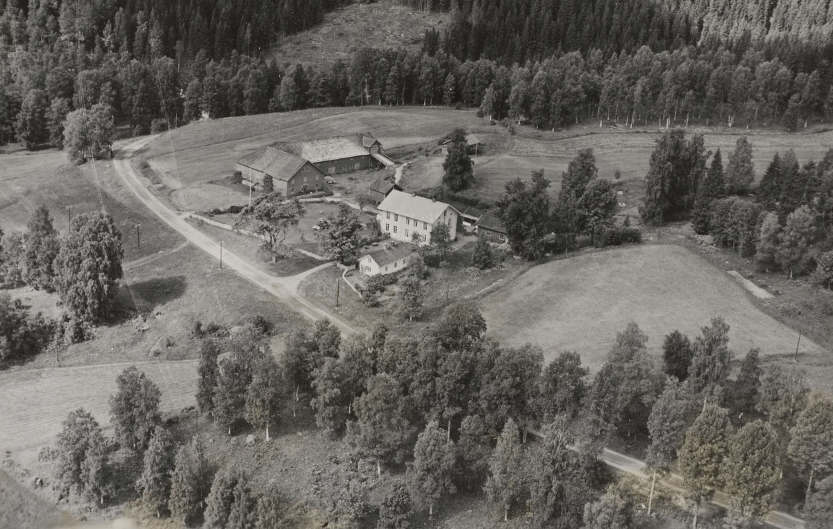 VIKEN (LILLE RUSTAD) GÅRD - Akershusbasen / DigitaltMuseum